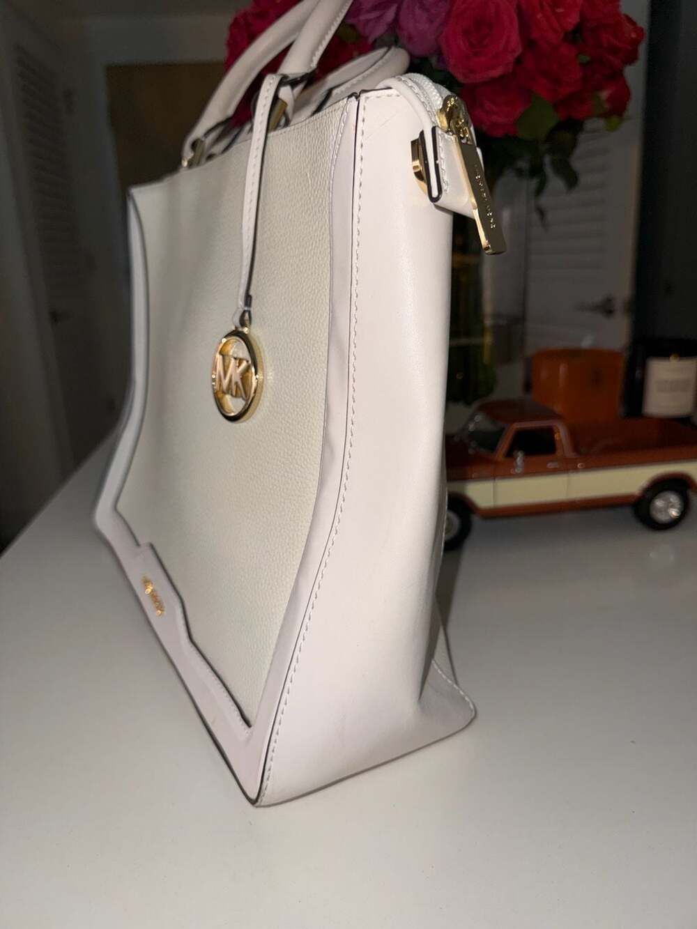 Michael Kors Jessie Large Optic White Pebbled Leather Satchel Tote Bag - Picture 3 of 8
